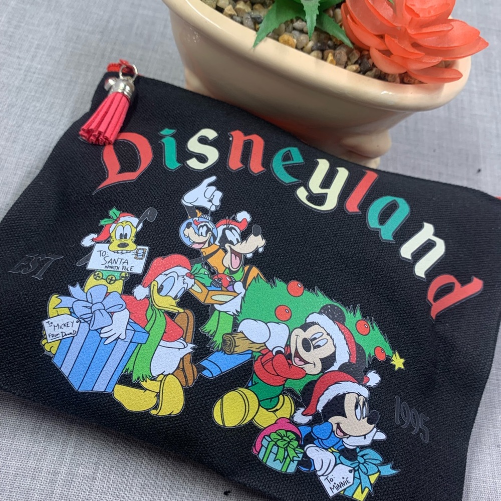 Mickey and friends Disney makeup bag